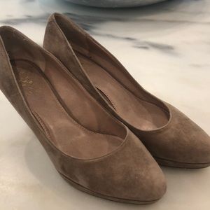 Vince Camuto Suede Shoes